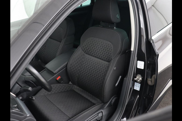 Škoda Superb 1.4 TSI iV Business Edition | Trekhaak | Stoelverwarming | Adaptive cruise | Carplay | Virtual Cockpit | Full LED | Keyless | Navigatie