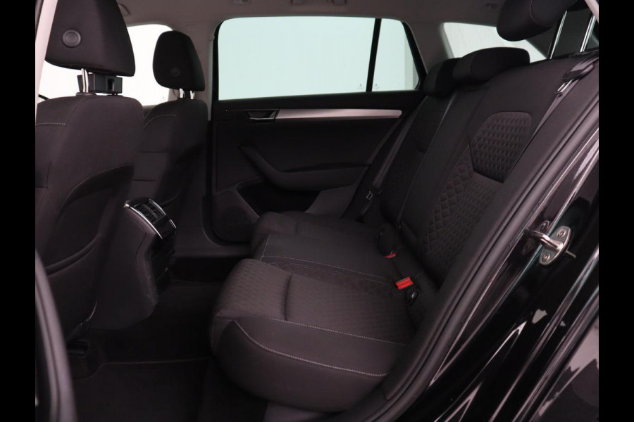 Škoda Superb 1.4 TSI iV Business Edition | Trekhaak | Stoelverwarming | Adaptive cruise | Carplay | Virtual Cockpit | Full LED | Keyless | Navigatie