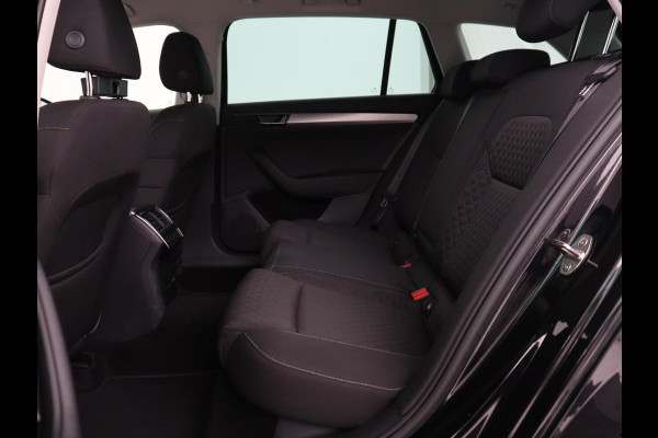 Škoda Superb 1.4 TSI iV Business Edition | Trekhaak | Stoelverwarming | Adaptive cruise | Carplay | Virtual Cockpit | Full LED | Keyless | Navigatie
