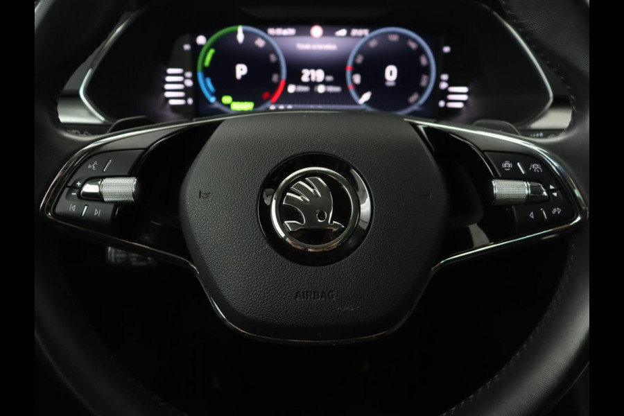 Škoda Superb 1.4 TSI iV Business Edition | Trekhaak | Stoelverwarming | Adaptive cruise | Carplay | Virtual Cockpit | Full LED | Keyless | Navigatie