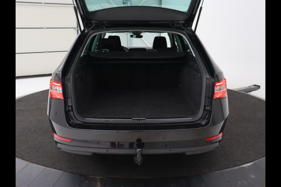Škoda Superb 1.4 TSI iV Business Edition | Trekhaak | Stoelverwarming | Adaptive cruise | Carplay | Virtual Cockpit | Full LED | Keyless | Navigatie