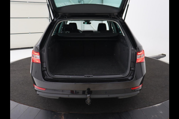 Škoda Superb 1.4 TSI iV Business Edition | Trekhaak | Stoelverwarming | Adaptive cruise | Carplay | Virtual Cockpit | Full LED | Keyless | Navigatie