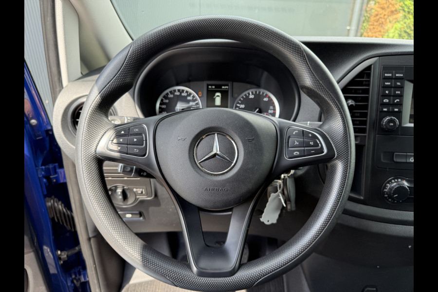 Mercedes-Benz Vito 114 CDI 136 PK AUTOMAAT / L2H1 / AIRCO / CRUISE / NAVI / CAMERA / NETTE BUS