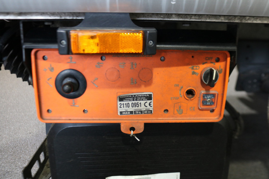 Iveco Daily 35S18 3.0 Meubelbak met Laadklep Airco