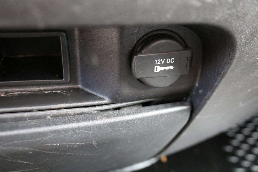 Iveco Daily 35S18 3.0 Meubelbak met Laadklep Airco