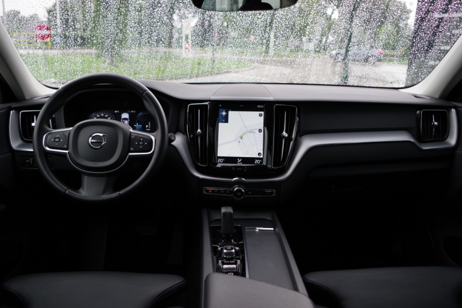 Volvo XC60 2.0 Recharge T8 AWD 390 PK Inscription PHEV, Leder, Panoramadak, Keyless, Camera, LED