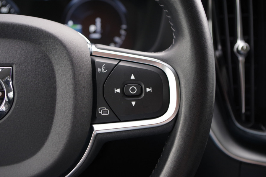 Volvo XC60 2.0 Recharge T8 AWD 390 PK Inscription PHEV, Leder, Panoramadak, Keyless, Camera, LED