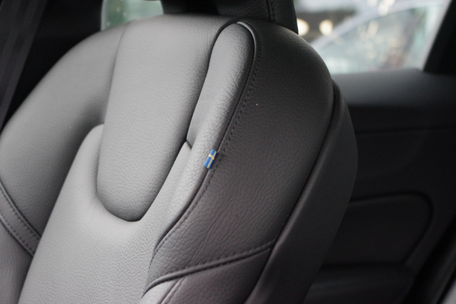 Volvo XC60 2.0 Recharge T8 AWD 390 PK Inscription PHEV, Leder, Panoramadak, Keyless, Camera, LED