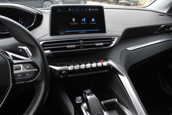 Peugeot 3008 1.6 PureTech GT Line 44.763 km! / Trekhaak / Camera / Navigatie / Keyless / 18'' / Stoelverwarming / DAB / Cruise Control