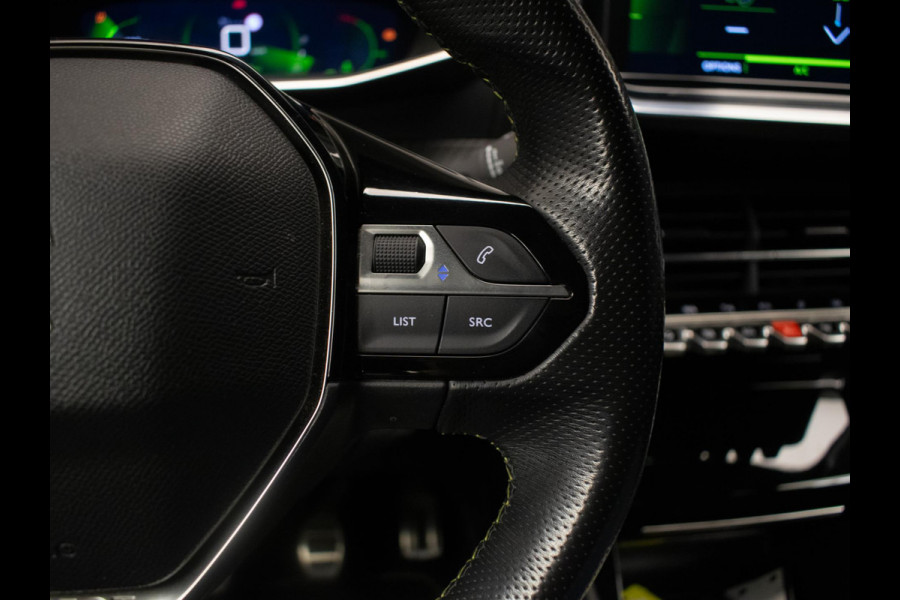 Peugeot 208 1.2 PureTech GT-Line Sport (APPLECARPLAY,CAMERA,NAVIGATIE,CRUISE,LED,CLIMATE,SPORTSTOELEN,LM VELGEN,NETTE STAAT)