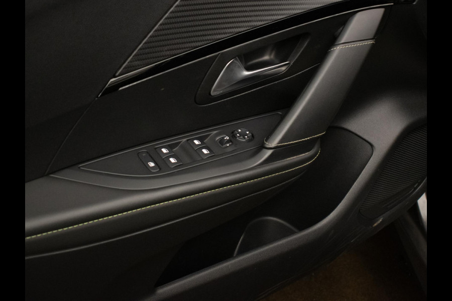 Peugeot 208 1.2 PureTech GT-Line Sport (APPLECARPLAY,CAMERA,NAVIGATIE,CRUISE,LED,CLIMATE,SPORTSTOELEN,LM VELGEN,NETTE STAAT)