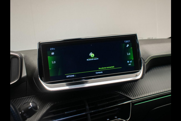 Peugeot 208 1.2 PureTech GT-Line Sport (APPLECARPLAY,CAMERA,NAVIGATIE,CRUISE,LED,CLIMATE,SPORTSTOELEN,LM VELGEN,NETTE STAAT)
