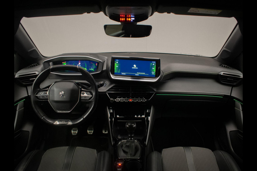 Peugeot 208 1.2 PureTech GT-Line Sport (APPLECARPLAY,CAMERA,NAVIGATIE,CRUISE,LED,CLIMATE,SPORTSTOELEN,LM VELGEN,NETTE STAAT)
