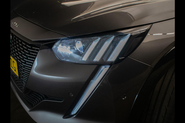 Peugeot 208 1.2 PureTech GT-Line Sport (APPLECARPLAY,CAMERA,NAVIGATIE,CRUISE,LED,CLIMATE,SPORTSTOELEN,LM VELGEN,NETTE STAAT)