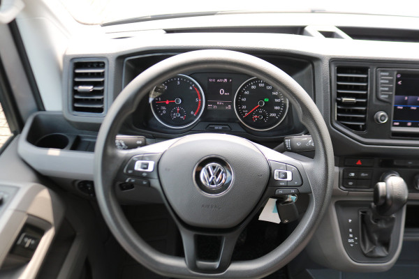 Volkswagen Crafter 2.0 TDI 177pk L3 H3 Automaat Camera Trekhaak Navigatie Chauffeursstoel