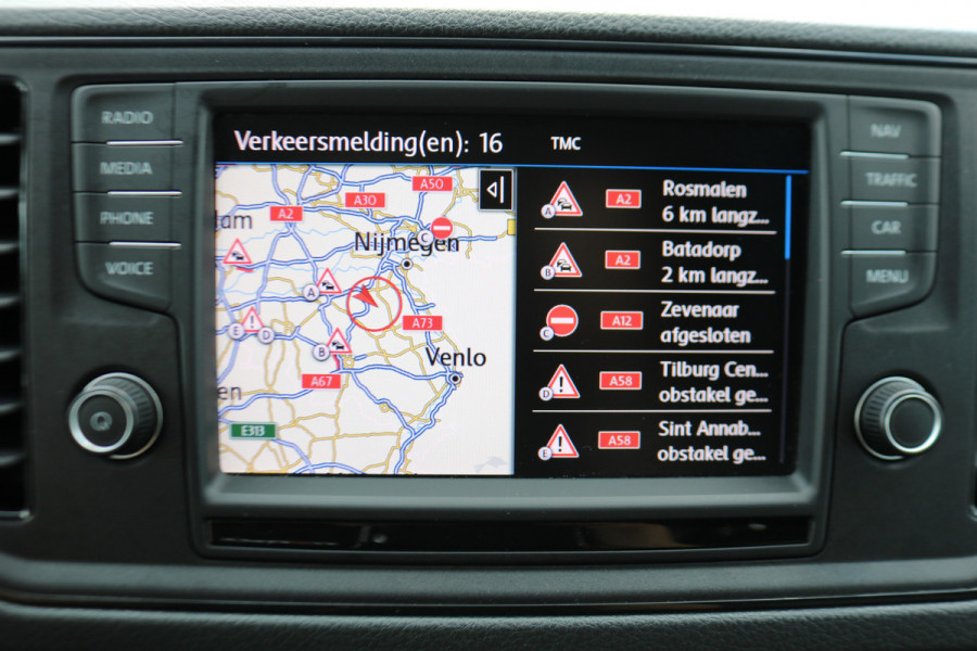 Volkswagen Crafter 2.0 TDI 177pk L3 H3 Automaat Camera Trekhaak Navigatie Chauffeursstoel