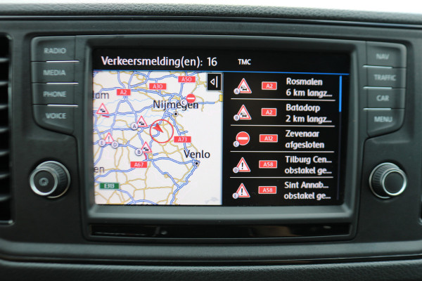 Volkswagen Crafter 2.0 TDI 177pk L3 H3 Automaat Camera Trekhaak Navigatie Chauffeursstoel