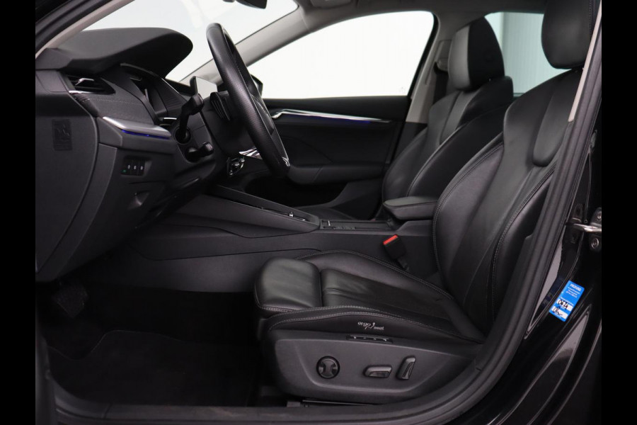 Škoda Octavia 1.4 TSI iV Style | Stoelventilatie | Panoramadak | Head-Up | Leder | Adaptive cruise | Massage | 19'' | Adaptive cruise | Camera | Sfeerverlichting | Memory | Achterbankverwarming | Virtual Cockpit