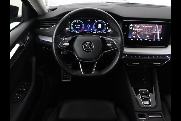 Škoda Octavia 1.4 TSI iV Style | Stoelventilatie | Panoramadak | Head-Up | Leder | Adaptive cruise | Massage | 19'' | Adaptive cruise | Camera | Sfeerverlichting | Memory | Achterbankverwarming | Virtual Cockpit