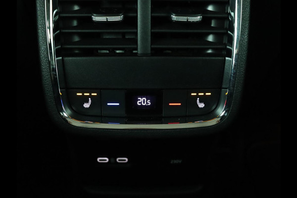 Škoda Octavia 1.4 TSI iV Style | Stoelventilatie | Panoramadak | Head-Up | Leder | Adaptive cruise | Massage | 19'' | Adaptive cruise | Camera | Sfeerverlichting | Memory | Achterbankverwarming | Virtual Cockpit
