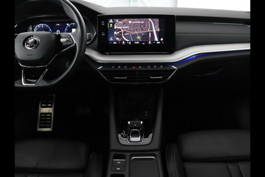 Škoda Octavia 1.4 TSI iV Style | Stoelventilatie | Panoramadak | Head-Up | Leder | Adaptive cruise | Massage | 19'' | Adaptive cruise | Camera | Sfeerverlichting | Memory | Achterbankverwarming | Virtual Cockpit