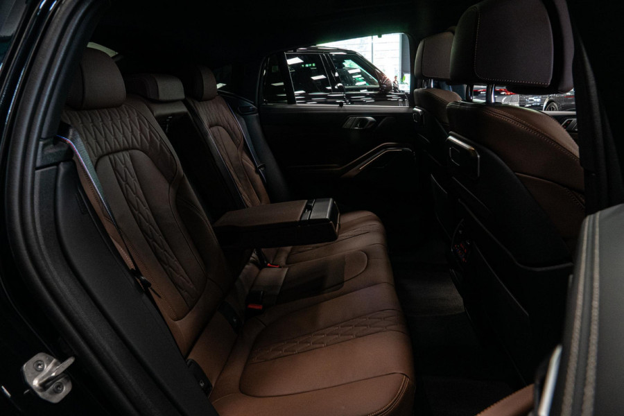 BMW X6 xDrive30d *M-Sport Pro / Luchtvering / Harman-Kardon / Stoelventilatie & -massage / Panorama Sky Lounge*