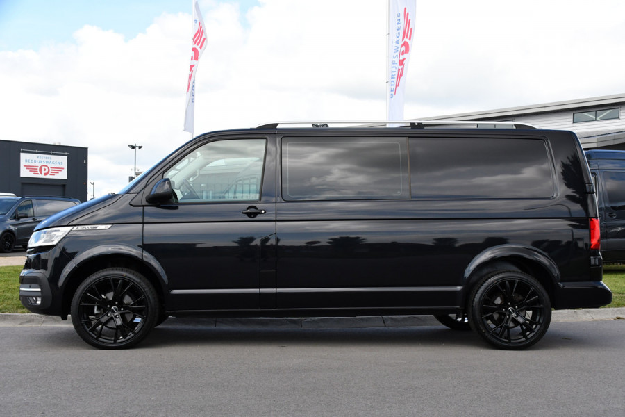 Volkswagen Transporter 2.0 TDI L2H1 32 DC Bulli Virtual, Cruise, Camera, Carplay, 150pk, LED, Stoelverwarming, Automaat, Uniek!