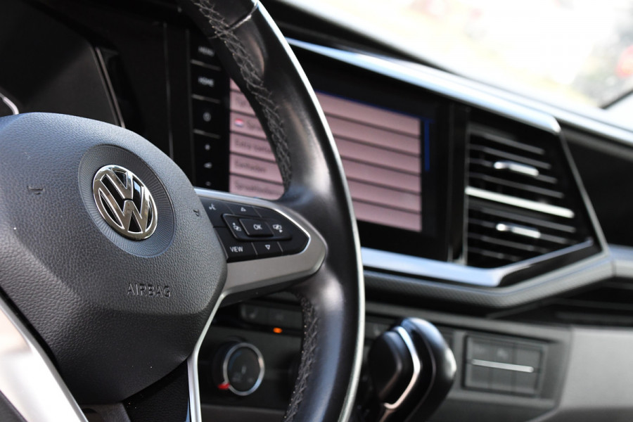 Volkswagen Transporter 2.0 TDI L2H1 32 DC Bulli Virtual, Cruise, Camera, Carplay, 150pk, LED, Stoelverwarming, Automaat, Uniek!