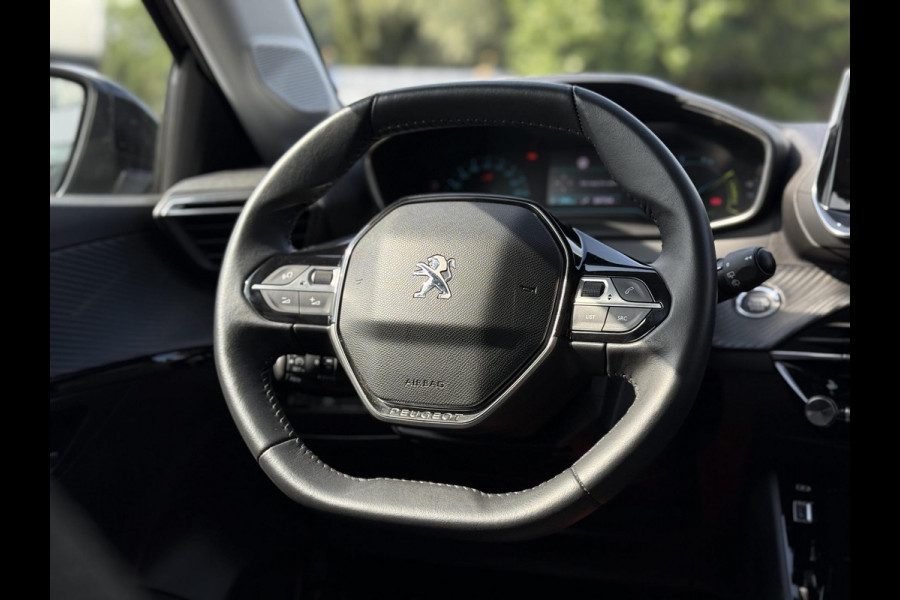 Peugeot e-208 EV Aut. Active Pack 50 kWh | Navi | Camera |