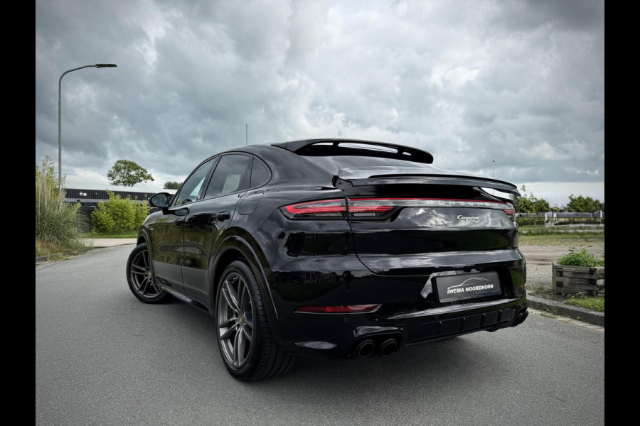 Porsche Cayenne Coupé 3.0 E-Hybrid SportDesign|Sport Chrono|Luchtvering|BOSE|Camera 360°|AppleCarplay