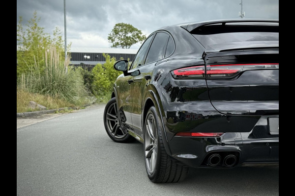 Porsche Cayenne Coupé 3.0 E-Hybrid SportDesign|Sport Chrono|Luchtvering|BOSE|Camera 360°|AppleCarplay