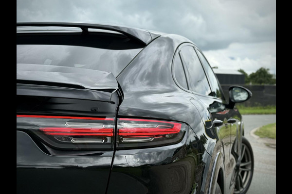 Porsche Cayenne Coupé 3.0 E-Hybrid SportDesign|Sport Chrono|Luchtvering|BOSE|Camera 360°|AppleCarplay