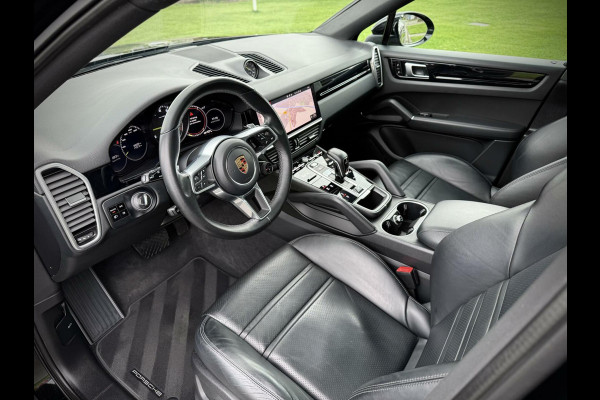Porsche Cayenne Coupé 3.0 E-Hybrid SportDesign|Sport Chrono|Luchtvering|BOSE|Camera 360°|AppleCarplay