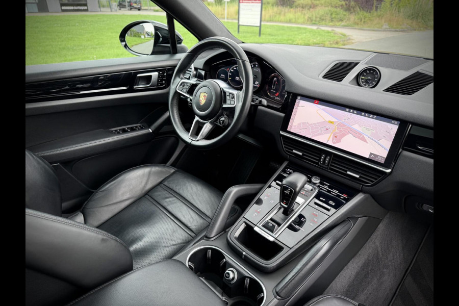 Porsche Cayenne Coupé 3.0 E-Hybrid SportDesign|Sport Chrono|Luchtvering|BOSE|Camera 360°|AppleCarplay