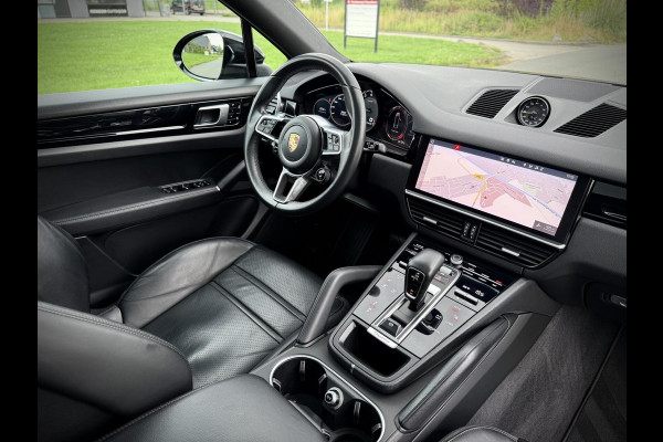 Porsche Cayenne Coupé 3.0 E-Hybrid SportDesign|Sport Chrono|Luchtvering|BOSE|Camera 360°|AppleCarplay