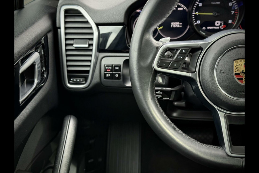 Porsche Cayenne Coupé 3.0 E-Hybrid SportDesign|Sport Chrono|Luchtvering|BOSE|Camera 360°|AppleCarplay