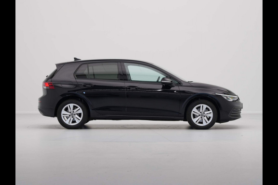 Volkswagen Golf 1.0 TSI Life Business Navigatie Acc Stuurverwarming Led 228