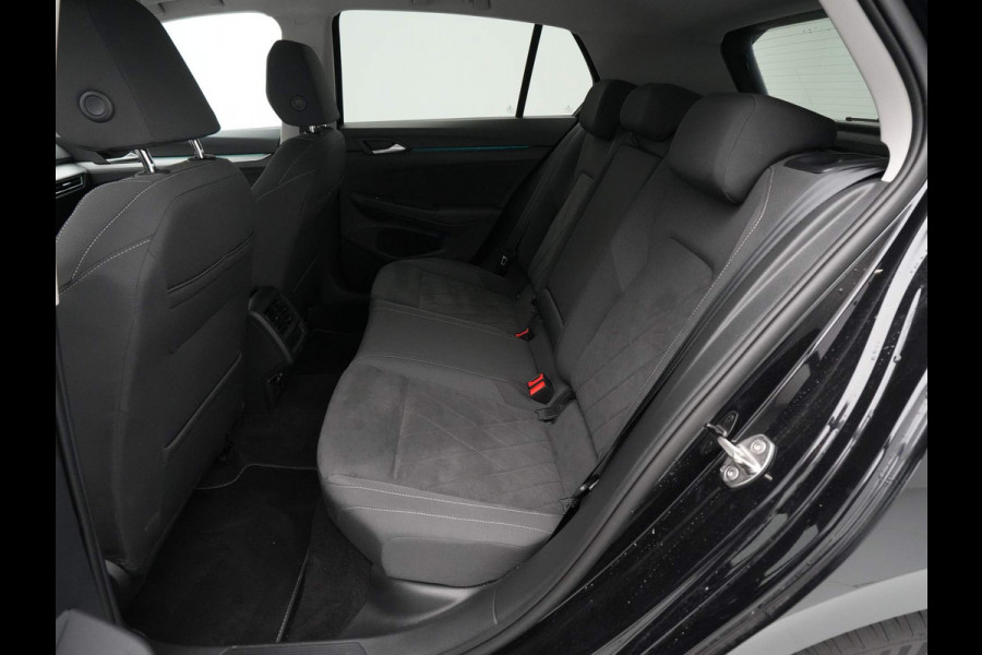 Volkswagen Golf 1.0 TSI Life Business Navigatie Acc Stuurverwarming Led 228
