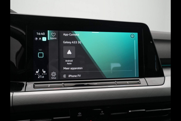 Volkswagen Golf 1.0 TSI Life Business Navigatie Acc Stuurverwarming Led 228