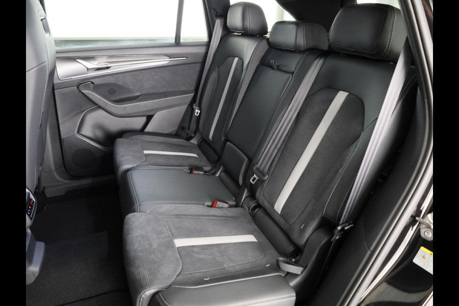 Škoda Kodiaq Sportline Business 1.5 TSI PHEV 204pk | Panoramadak | Trekhaak | 20 inch | Canton Sound System | Comfort pakket