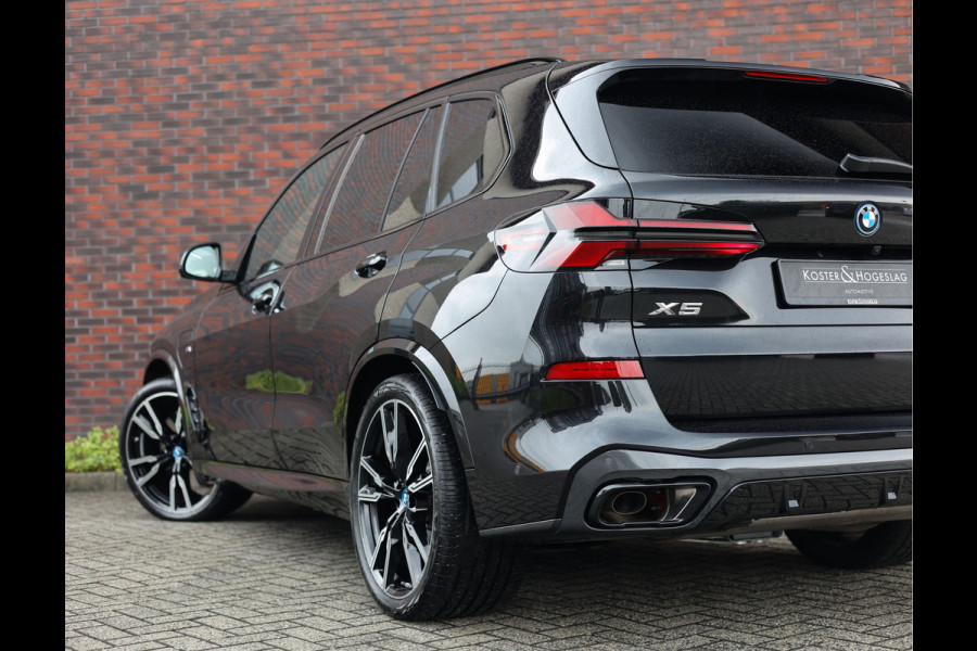BMW X5 50e xDrive | Pano - Trekhaak - B&W