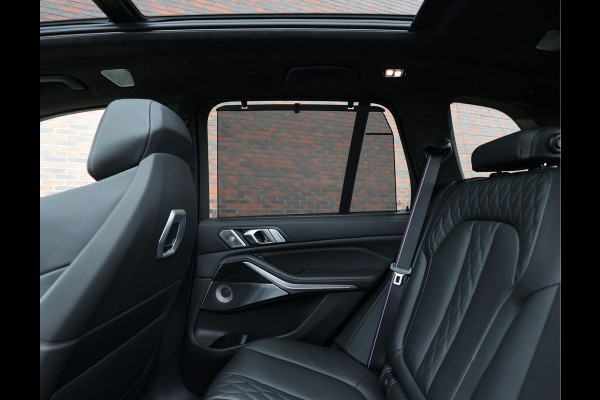 BMW X5 50e xDrive | Pano - Trekhaak - B&W