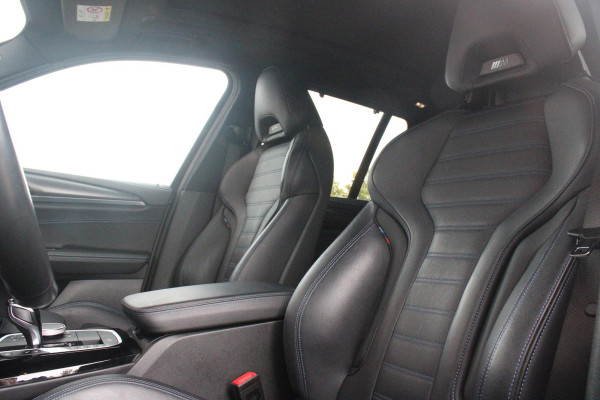 BMW X3 xDrive30e 293PK HIGH EXECUTIVE M SPORT | X-DRIVE | PANORAMISCH SCHUIF/KANTEL DAK | 20" LICHTMETALEN VELGEN | M SPORTREMMEN | COMFORT ACCESS | AKOESTISCH GLAS | VOORSTOELEN ELEKTRISCH VERSTELBAAR MET GEHEUGENFUNCTIE | STOEL VERWARMING | ADAPTIEVE LED KOPLAMPEN | DRIVING ASSISTANT PAKKET | ADAPTIVE CRUISE CONTROL | HEAD UP DISPLAY | DAB+ RADIO | HARMAN KARDON AUDIO SYSTEM | DRAADLOZE TELEFOONLADER | SPORTSTOELEN M-TECHNIC | LEER "VERNASCA" | SHADOW LINE | DRAADLOZE APPLE CARPLAY/ANDROID AUTO | NAVIGATIE | ALARM | ACHTERUITRIJ CAMERA | PARKEERSENSOREN VOOR EN ACHTER | ELE