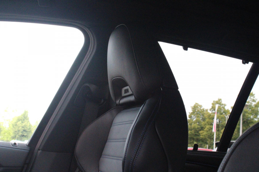 BMW X3 xDrive30e 293PK HIGH EXECUTIVE M SPORT | X-DRIVE | PANORAMISCH SCHUIF/KANTEL DAK | 20" LICHTMETALEN VELGEN | M SPORTREMMEN | COMFORT ACCESS | AKOESTISCH GLAS | VOORSTOELEN ELEKTRISCH VERSTELBAAR MET GEHEUGENFUNCTIE | STOEL VERWARMING | ADAPTIEVE LED KOPLAMPEN | DRIVING ASSISTANT PAKKET | ADAPTIVE CRUISE CONTROL | HEAD UP DISPLAY | DAB+ RADIO | HARMAN KARDON AUDIO SYSTEM | DRAADLOZE TELEFOONLADER | SPORTSTOELEN M-TECHNIC | LEER "VERNASCA" | SHADOW LINE | DRAADLOZE APPLE CARPLAY/ANDROID AUTO | NAVIGATIE | ALARM | ACHTERUITRIJ CAMERA | PARKEERSENSOREN VOOR EN ACHTER | ELE