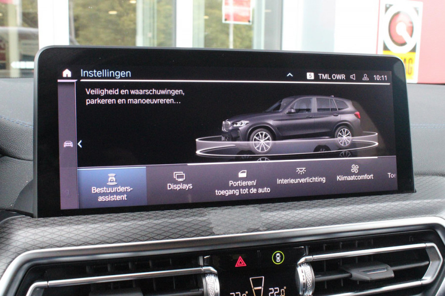 BMW X3 xDrive30e 293PK HIGH EXECUTIVE M SPORT | X-DRIVE | PANORAMISCH SCHUIF/KANTEL DAK | 20" LICHTMETALEN VELGEN | M SPORTREMMEN | COMFORT ACCESS | AKOESTISCH GLAS | VOORSTOELEN ELEKTRISCH VERSTELBAAR MET GEHEUGENFUNCTIE | STOEL VERWARMING | ADAPTIEVE LED KOPLAMPEN | DRIVING ASSISTANT PAKKET | ADAPTIVE CRUISE CONTROL | HEAD UP DISPLAY | DAB+ RADIO | HARMAN KARDON AUDIO SYSTEM | DRAADLOZE TELEFOONLADER | SPORTSTOELEN M-TECHNIC | LEER "VERNASCA" | SHADOW LINE | DRAADLOZE APPLE CARPLAY/ANDROID AUTO | NAVIGATIE | ALARM | ACHTERUITRIJ CAMERA | PARKEERSENSOREN VOOR EN ACHTER | ELE