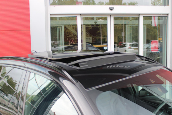 BMW X3 xDrive30e 293PK HIGH EXECUTIVE M SPORT | X-DRIVE | PANORAMISCH SCHUIF/KANTEL DAK | 20" LICHTMETALEN VELGEN | M SPORTREMMEN | COMFORT ACCESS | AKOESTISCH GLAS | VOORSTOELEN ELEKTRISCH VERSTELBAAR MET GEHEUGENFUNCTIE | STOEL VERWARMING | ADAPTIEVE LED KOPLAMPEN | DRIVING ASSISTANT PAKKET | ADAPTIVE CRUISE CONTROL | HEAD UP DISPLAY | DAB+ RADIO | HARMAN KARDON AUDIO SYSTEM | DRAADLOZE TELEFOONLADER | SPORTSTOELEN M-TECHNIC | LEER "VERNASCA" | SHADOW LINE | DRAADLOZE APPLE CARPLAY/ANDROID AUTO | NAVIGATIE | ALARM | ACHTERUITRIJ CAMERA | PARKEERSENSOREN VOOR EN ACHTER | ELE