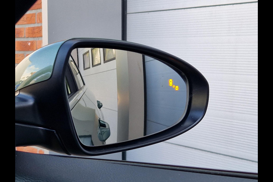 Kia Ceed Sportswagon 1.6 GDI PHEV DynamicPlusLine | Trekhaak| Dodehoek | Camera | Stoelverwarming | LED | Key-Less |