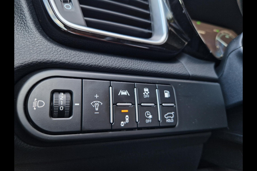 Kia Ceed Sportswagon 1.6 GDI PHEV DynamicPlusLine | Trekhaak| Dodehoek | Camera | Stoelverwarming | LED | Key-Less |