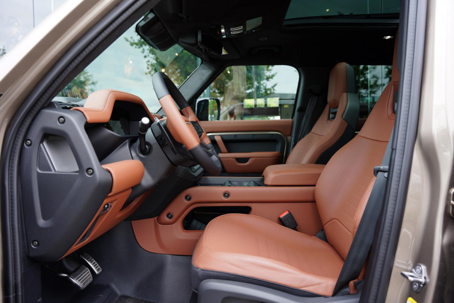 Land Rover Defender 110 P 635 Octa 4.4 Edition One GERESERVEERD
