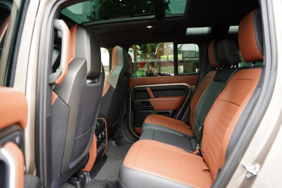 Land Rover Defender 110 P 635 Octa 4.4 Edition One GERESERVEERD